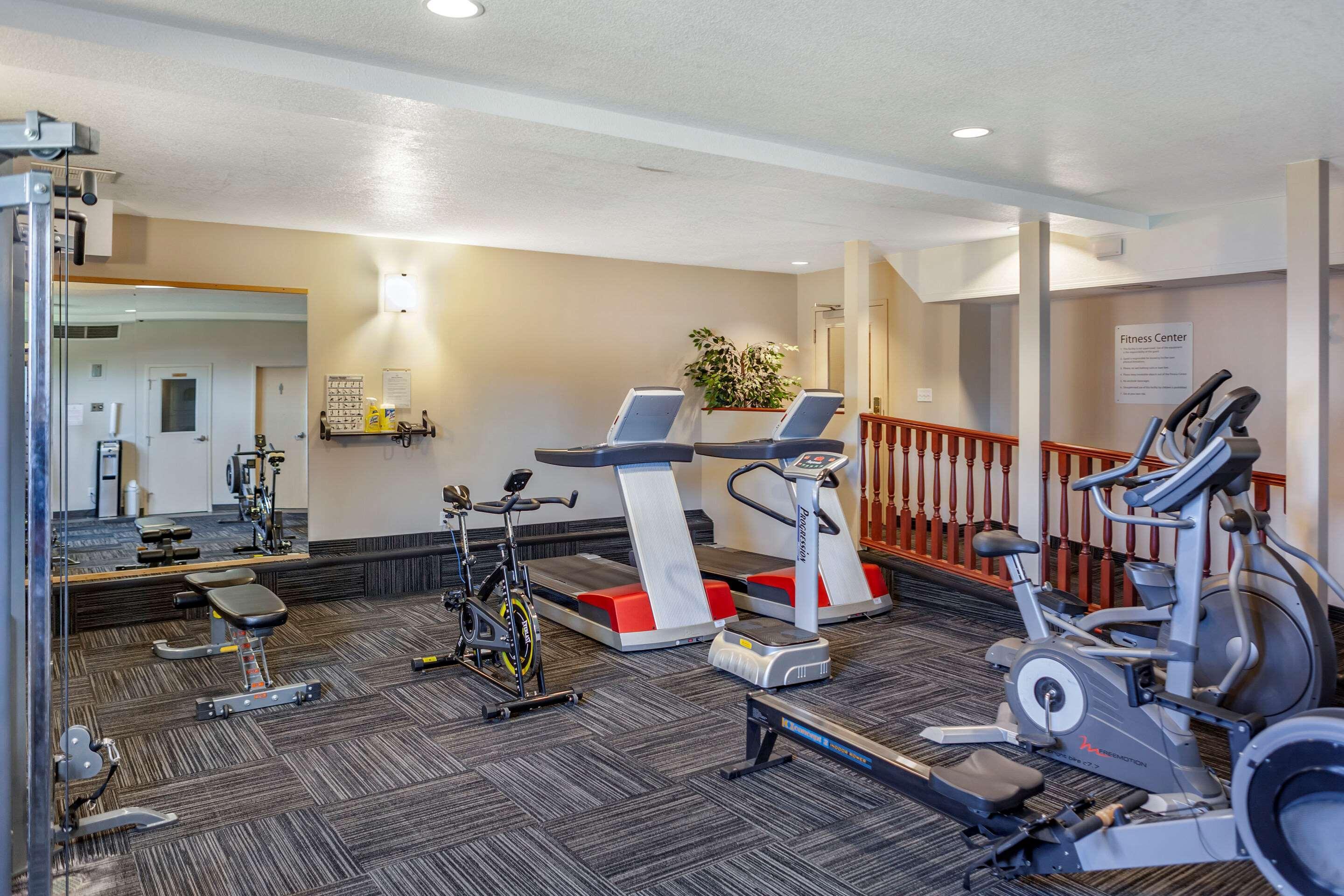 Quality Inn & Suites Edmonton International Airport Ледюк Екстериор снимка